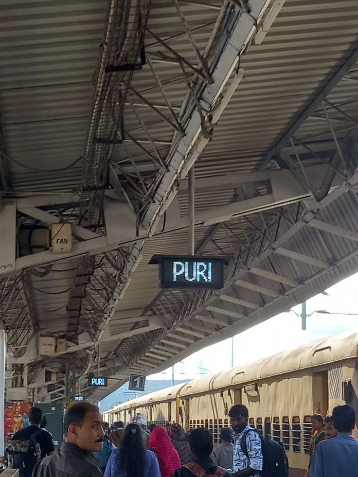 Puri Railway Station to Hotel taxi service - Puri Dham Jagannath Temple view