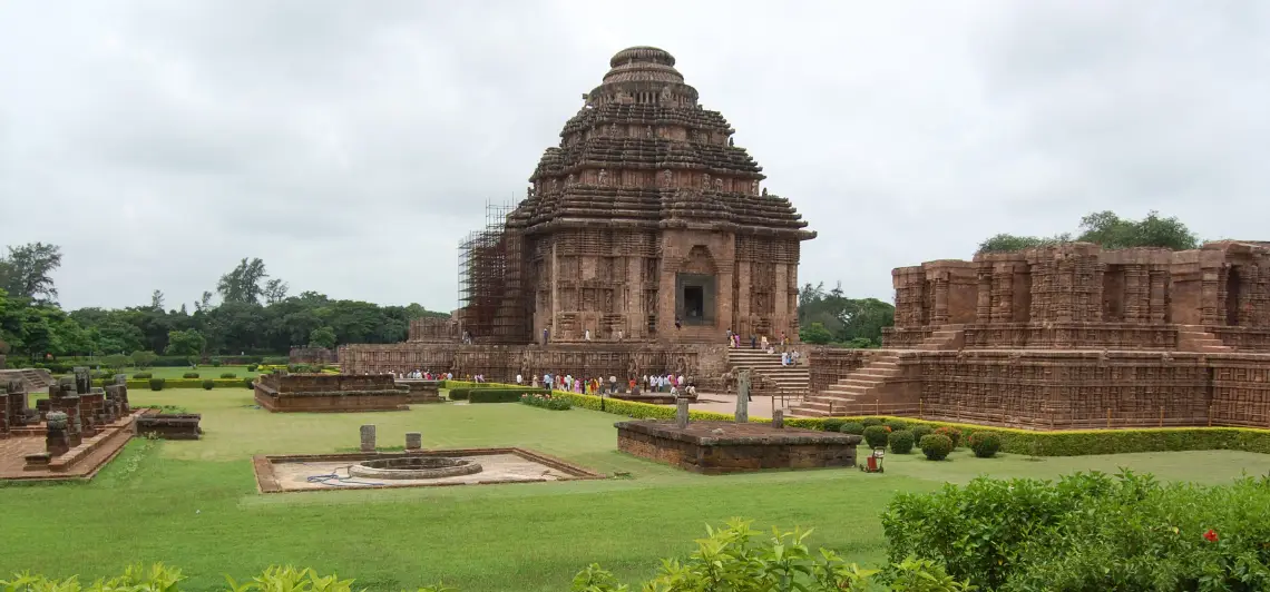 konark sun temple from puri