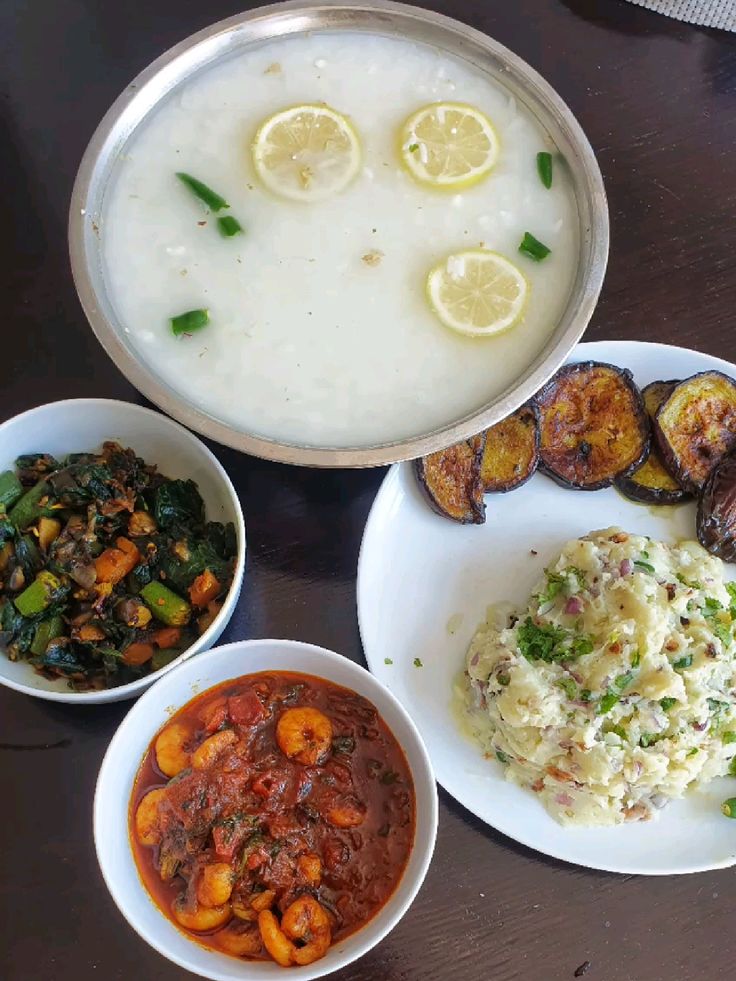 Fresh Chilika prawns and seafood at Satpada restaurants - Puri to Chilika food guide